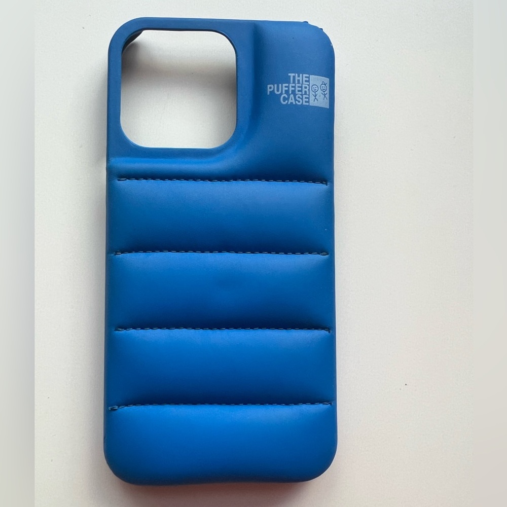 Blue Puffer Case